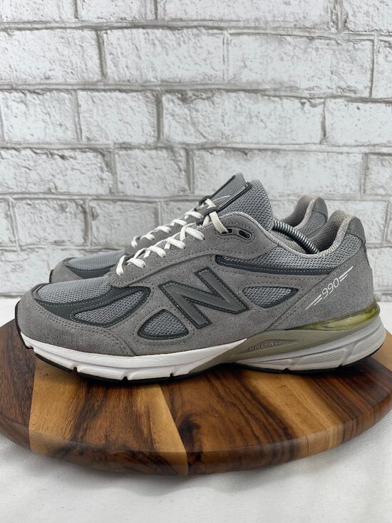 New Balance 990v4 Mens Sz. 11 2E Wide Grey Silver Running Shoes Made in USA main image 5